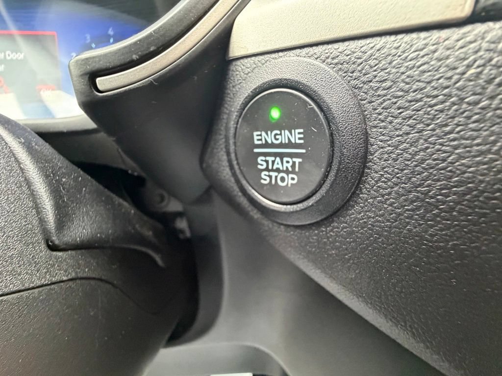 Certified 2021 Ford Escape SEL w/ Technology Package AWD/4WD image 44