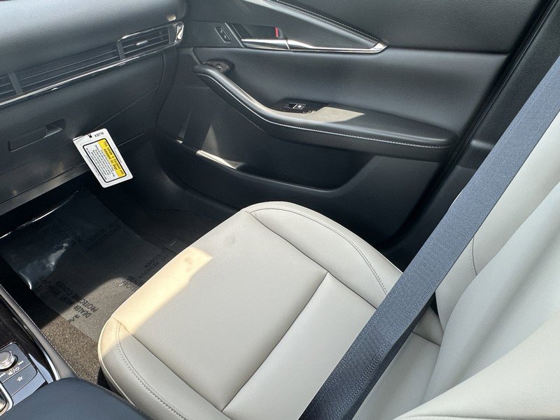 Used 2025 MAZDA CX-30 AWD 2.5 S w/ Preferred Package image 13