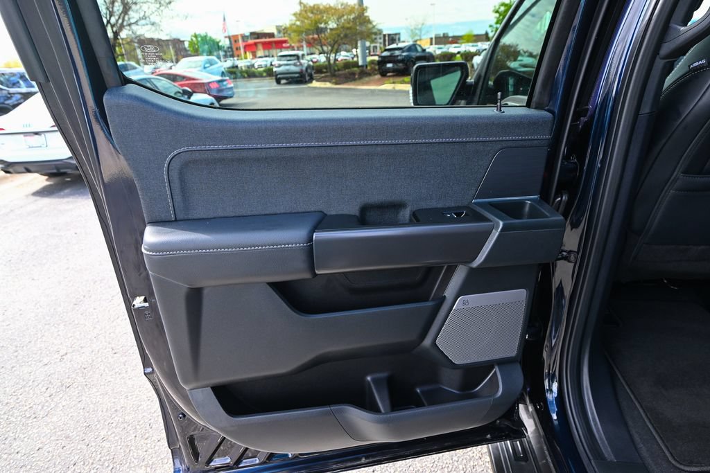 Used 2025 Ford F150 Lariat AWD/4WD image 22