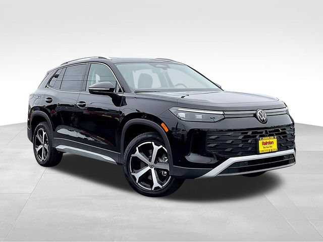 New 2025 Volkswagen Tiguan SE