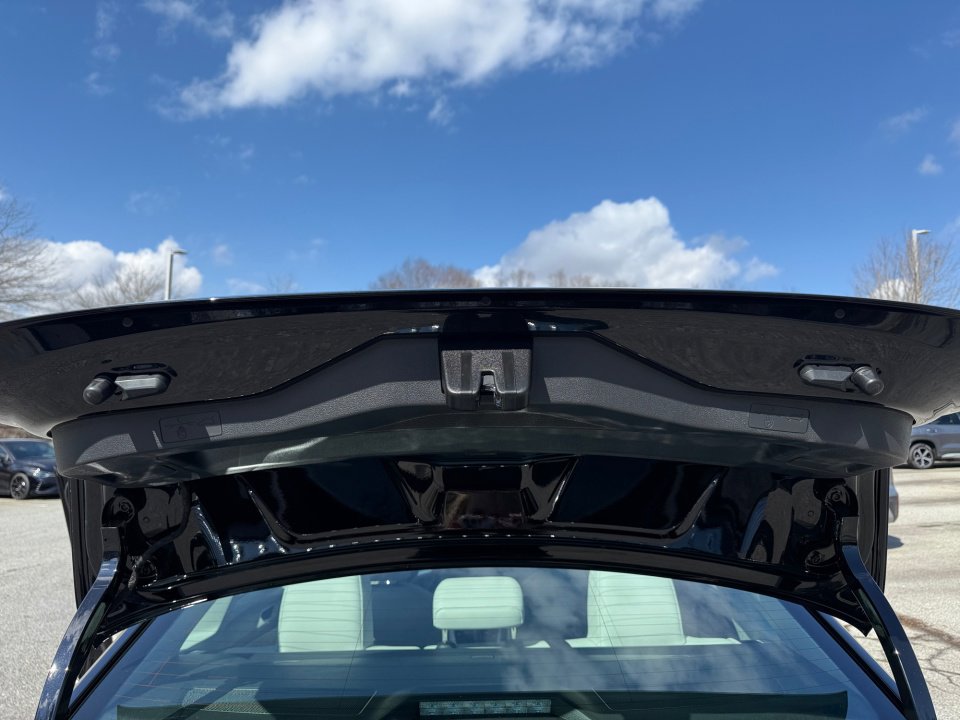 New 2026 Volkswagen Jetta SE image 14