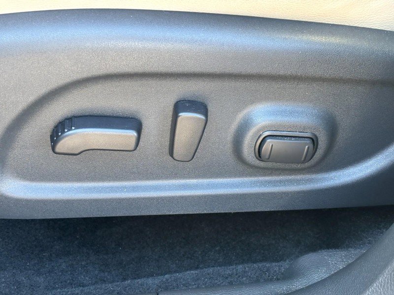 Used 2024 Nissan Murano SL image 15