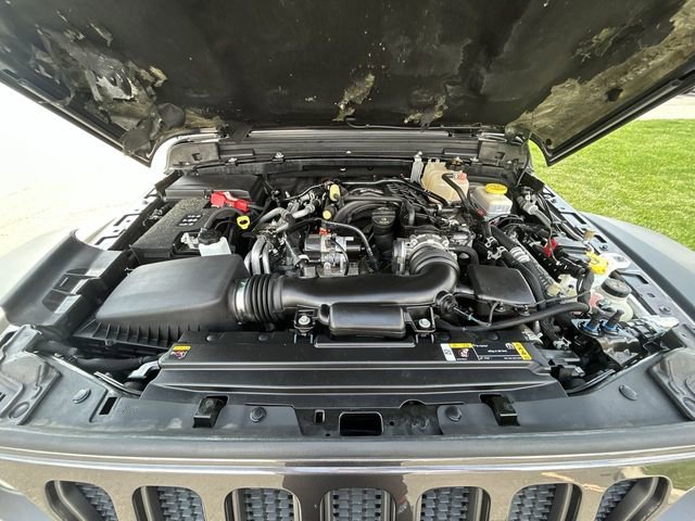 Used 2023 Jeep Wrangler Unlimited Rubicon w/ Xtreme 35 Tire Package AWD/4WD image 14