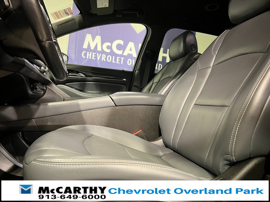 Used 2024 Buick Enclave Premium image 25