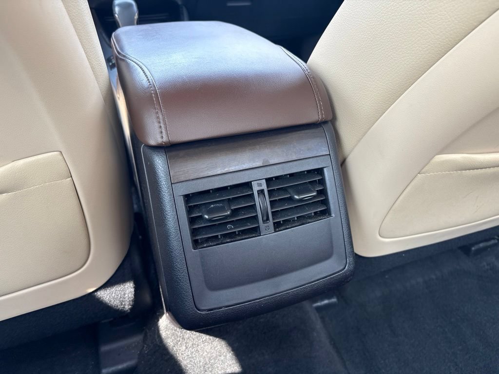Used 2018 Toyota Avalon XLE Premium w/ Protection Package FWD image 21