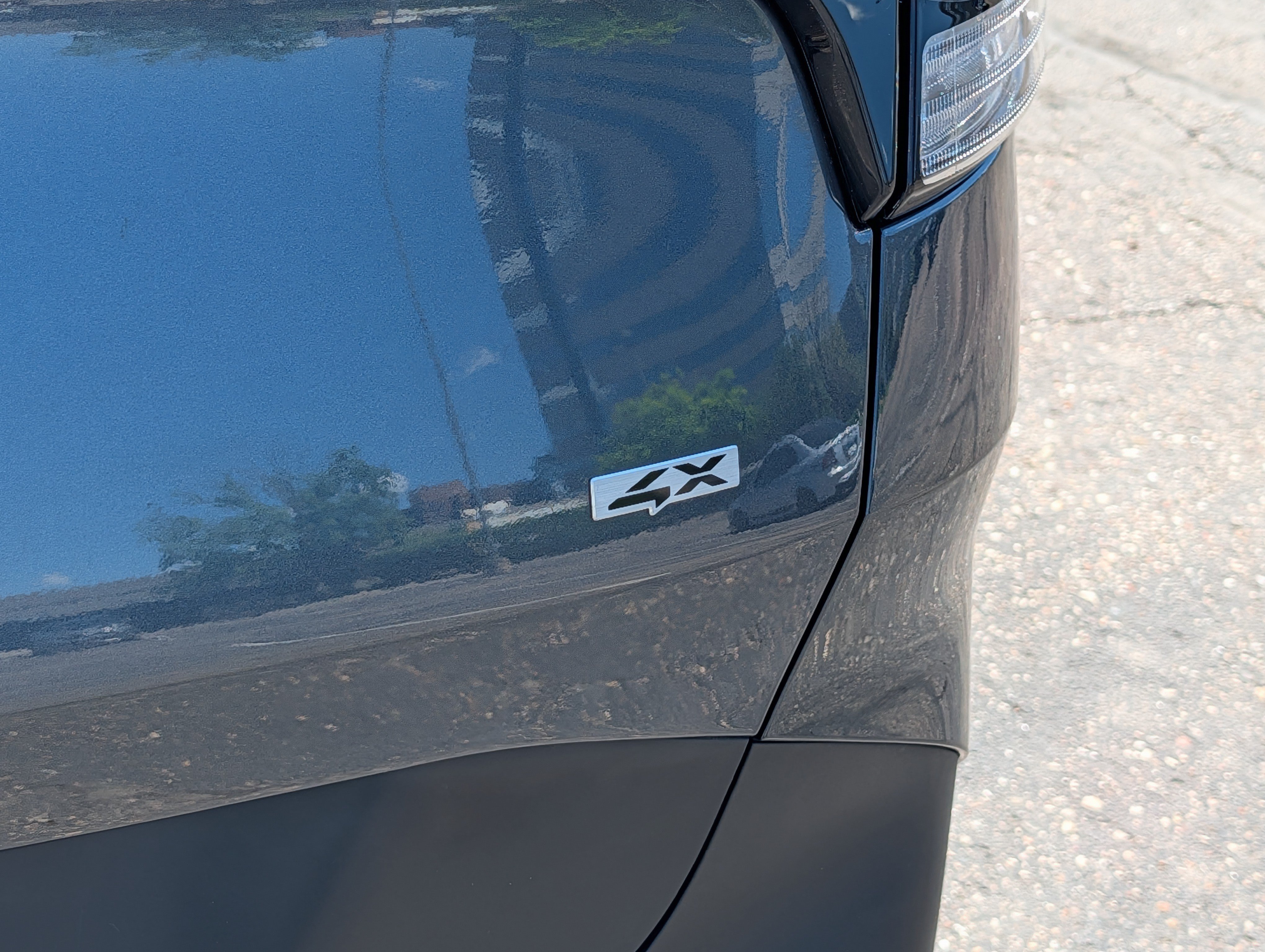 Certified 2023 Kia Sportage EX AWD/4WD image 8