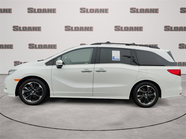 Used 2022 Honda Odyssey Elite image 2