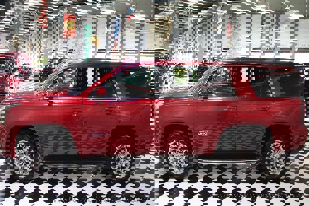 Used 2015 GMC Yukon SLT w/ Open Road Package image 5
