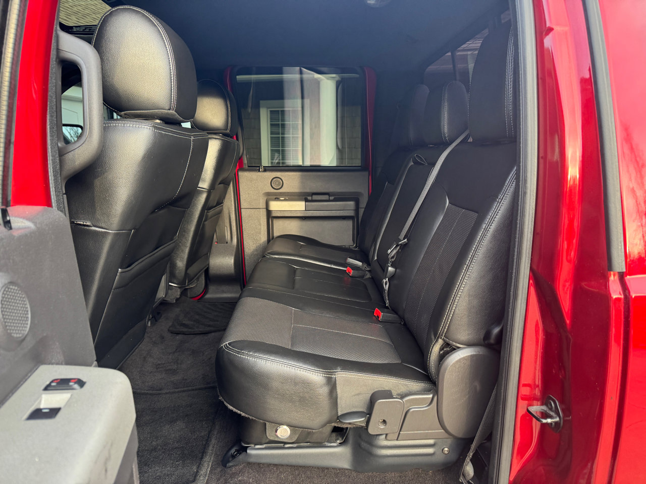 Used 2015 Ford F350 XLT w/ XLT Premium Package image 16