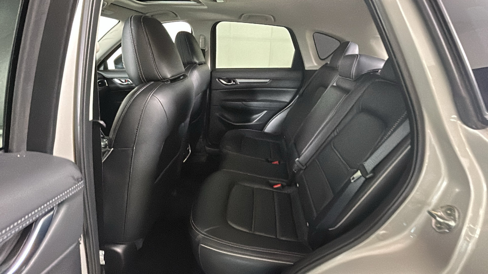 Used 2025 MAZDA CX-5 AWD 2.5 S w/ Preferred Package image 28