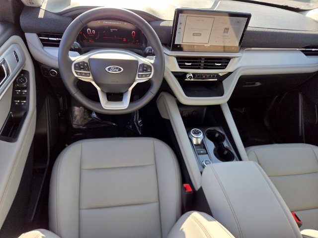 New 2026 Ford Explorer Active w/ Active Comfort Package AWD/4WD image 9