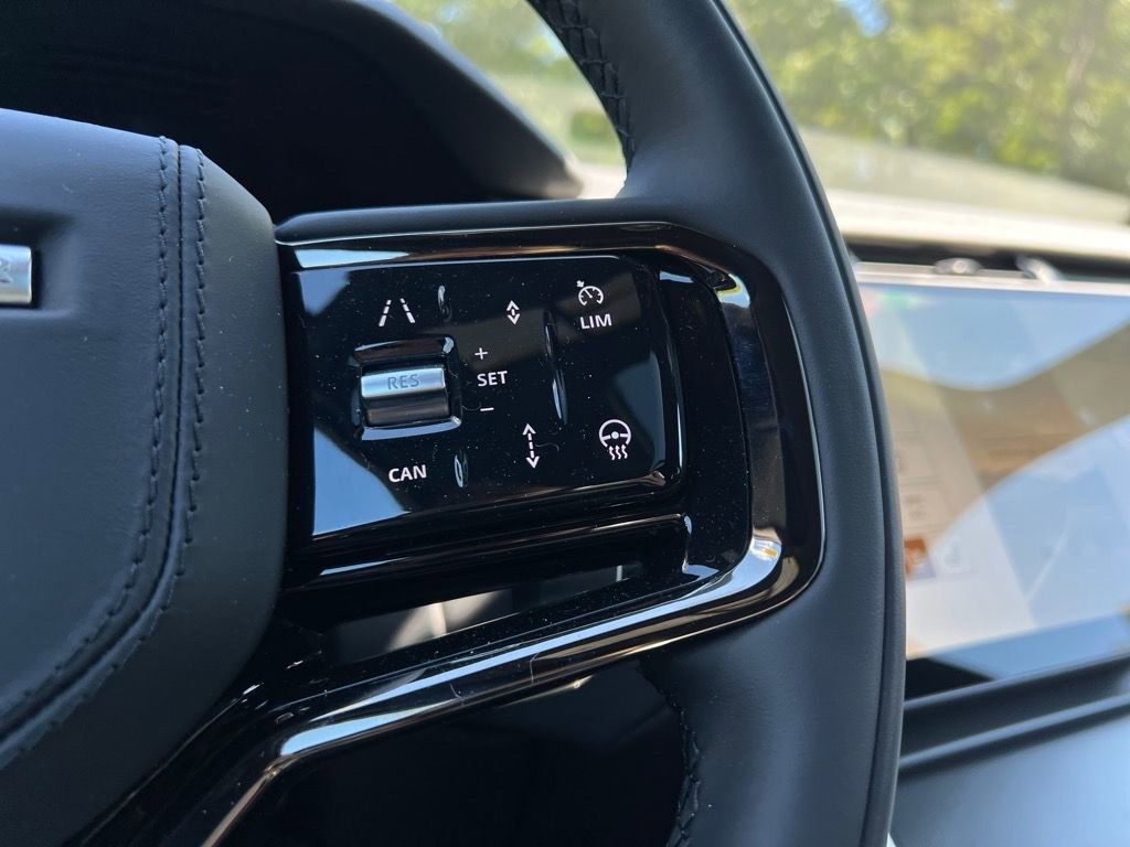 New 2026 Land Rover Range Rover Velar S image 14