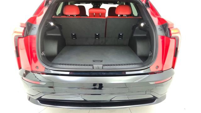 Used 2024 Chevrolet Blazer EV RS image 14