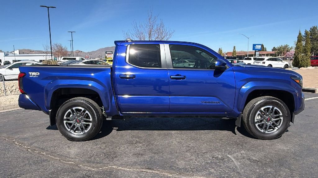 Used 2024 Toyota Tacoma TRD Sport AWD/4WD image 2