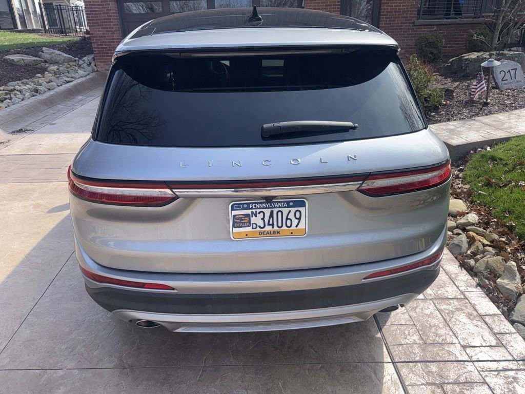 Certified 2023 Lincoln Corsair Standard w/ Equipment Group 101A image 5