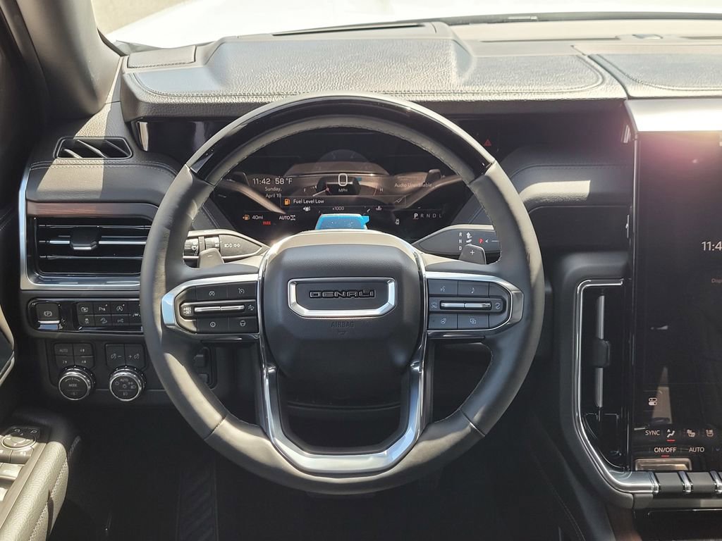 New 2026 GMC Yukon XL Denali w/ Denali Reserve Package AWD/4WD image 10