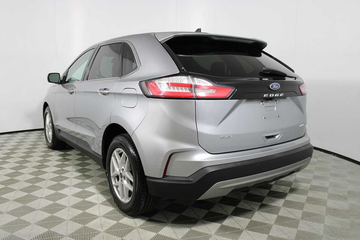 Used 2022 Ford Edge SEL AWD/4WD image 4