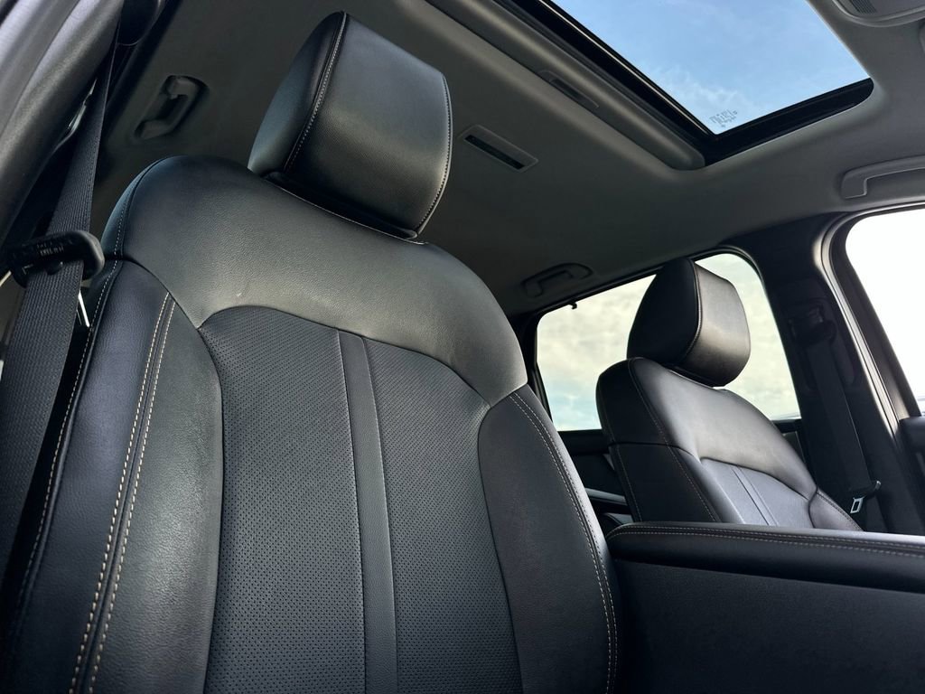 Used 2025 MAZDA CX-70 3.3 Turbo w/ Premium Package image 17