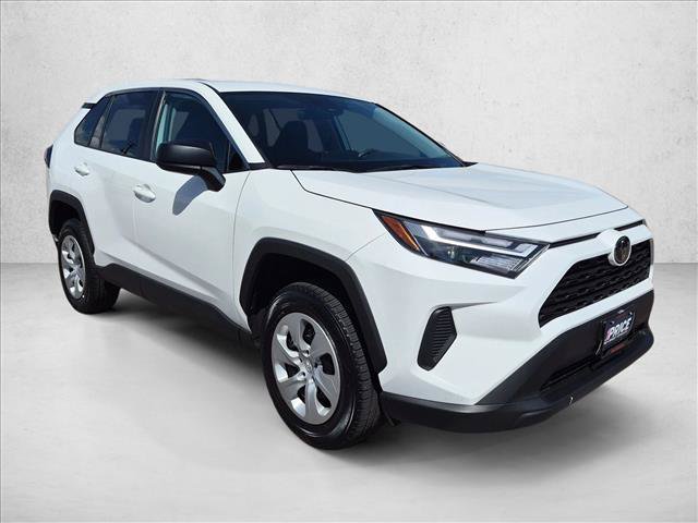 Used 2024 Toyota RAV4 LE AWD/4WD image 3