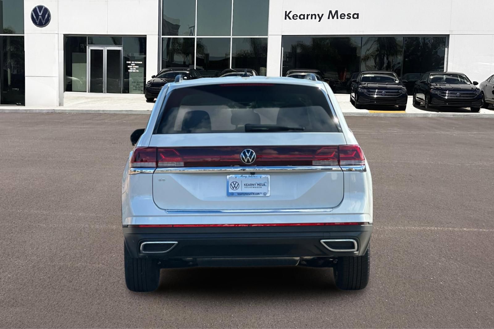 New 2026 Volkswagen Atlas SE FWD image 5