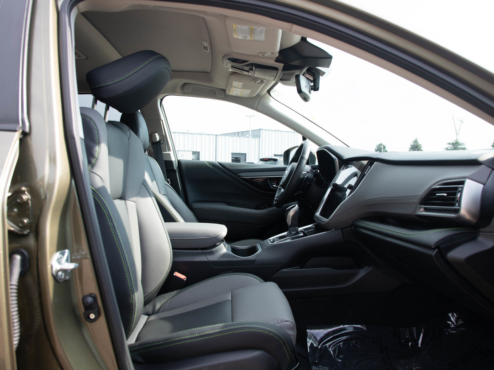 Used 2024 Subaru Outback Onyx Edition AWD/4WD image 13