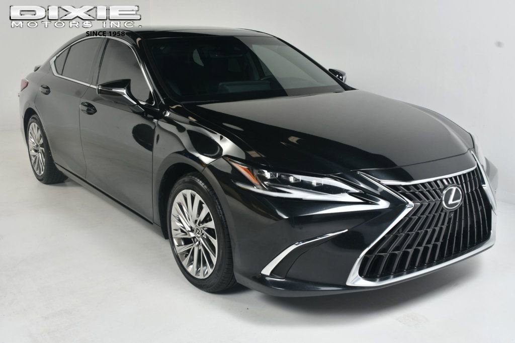 Used 2022 Lexus ES 350 Ultra Luxury image 1
