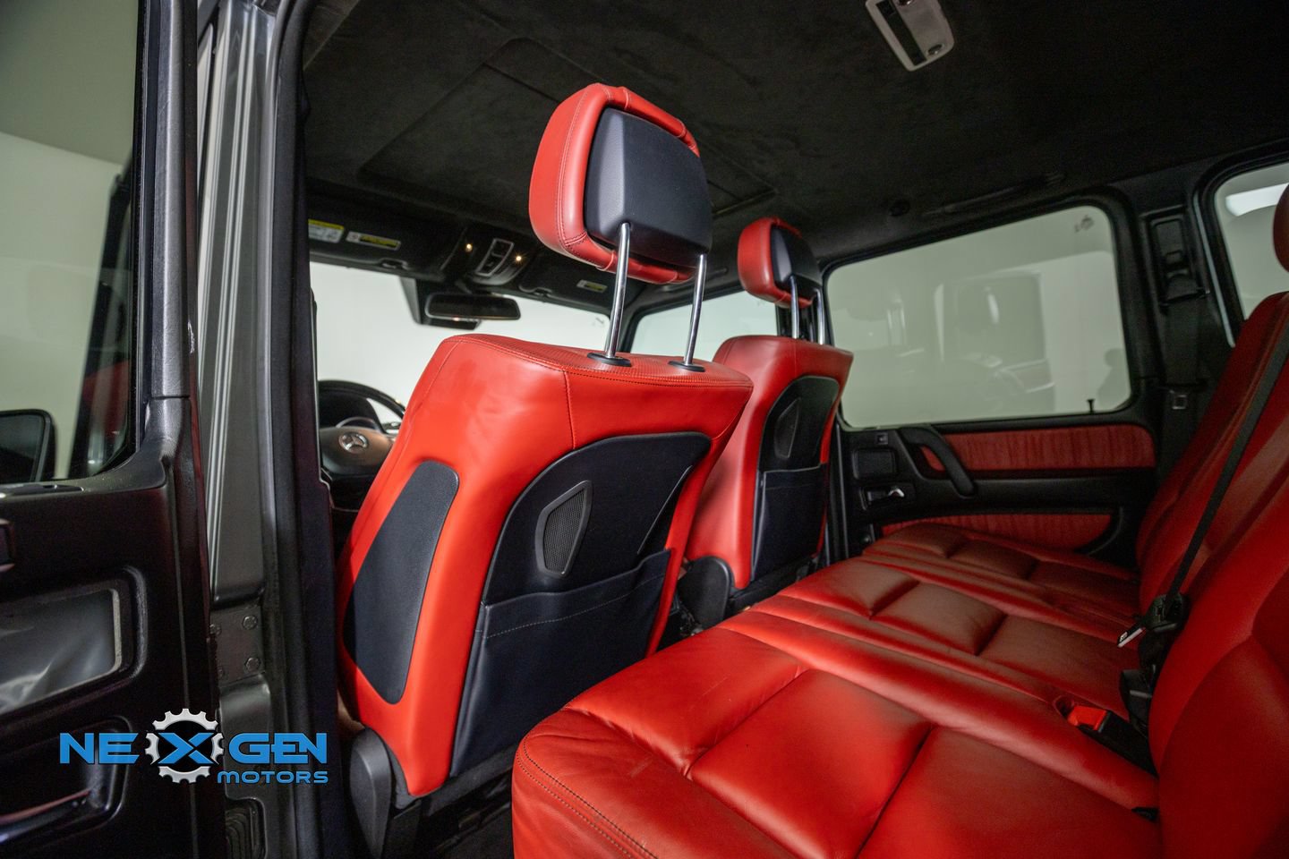 Used 2013 Mercedes-Benz G 63 AMG 4MATIC image 31
