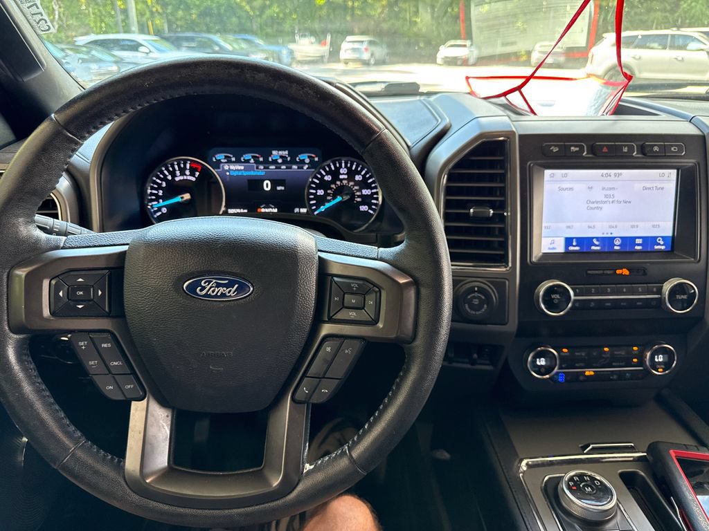 Used 2020 Ford Expedition XLT w/ Equipment Group 202A AWD/4WD image 12