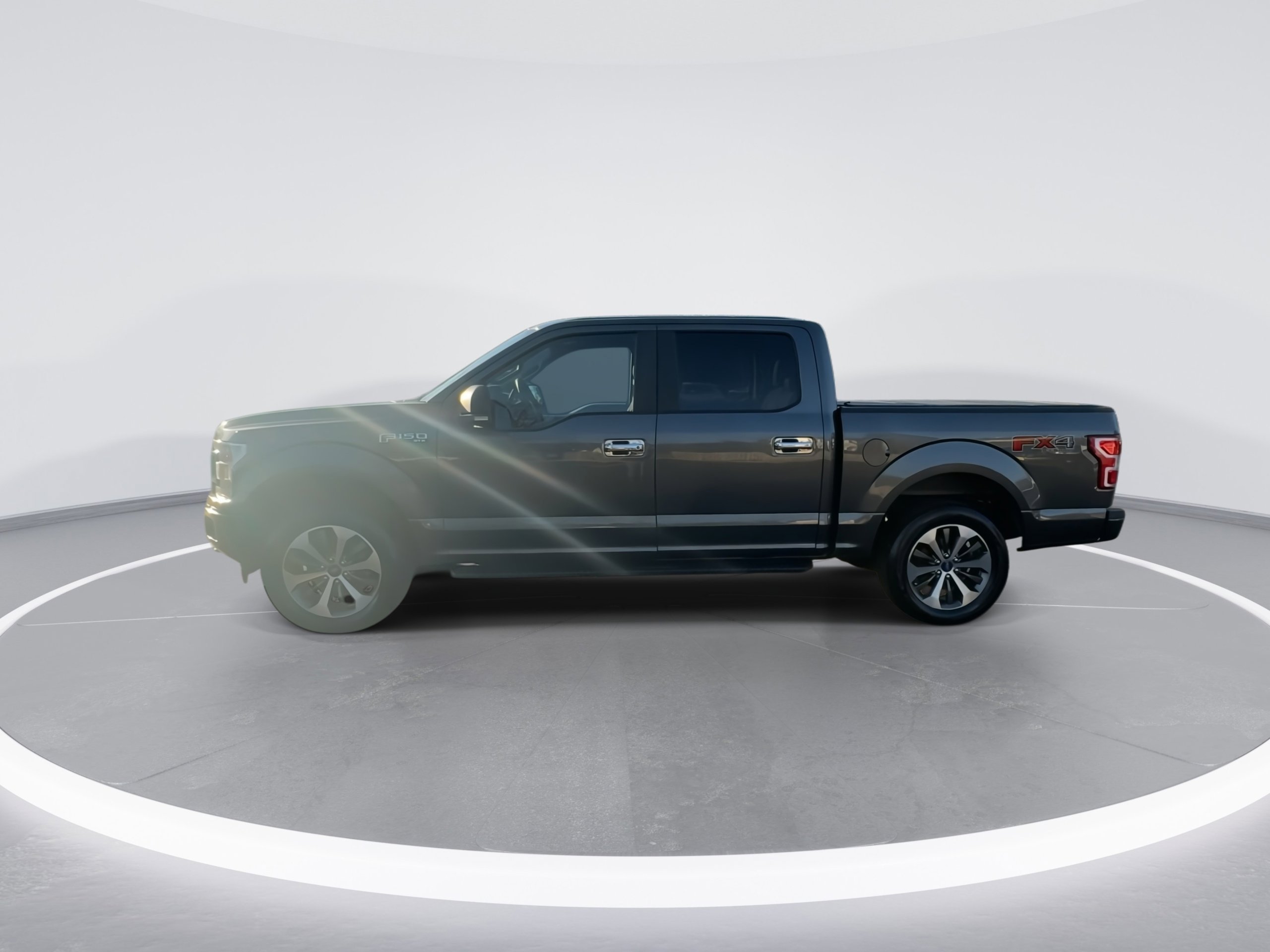 Used 2020 Ford F150 XL w/ Equipment Group 101A Mid image 5