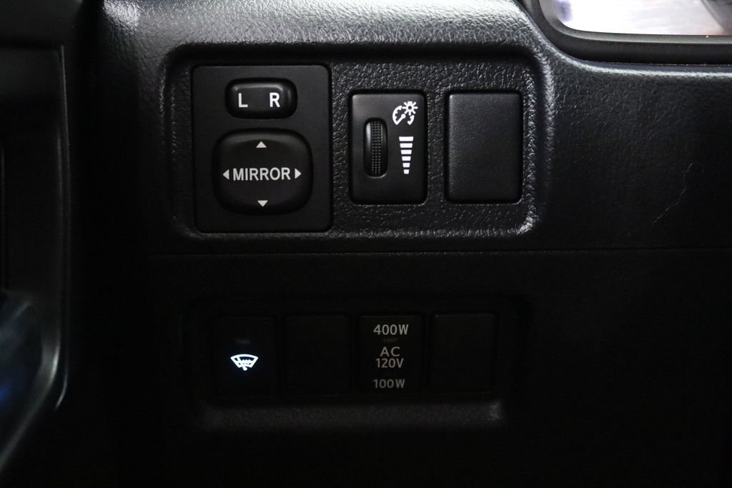 Used 2016 Toyota 4Runner SR5 Premium AWD/4WD image 23