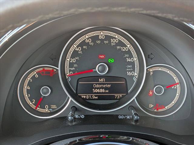 Used 2018 Volkswagen Beetle 2.0T Coast FWD image 10