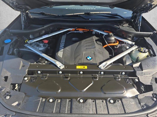 Certified 2026 BMW X5 xDrive50e w/ Executive Package AWD/4WD image 25
