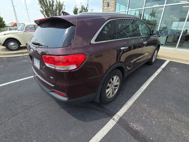 Used 2016 Kia Sorento AWD w/ LX Convenience Package image 13