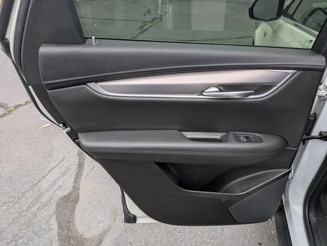 Used 2022 Cadillac XT5 Luxury AWD/4WD image 27