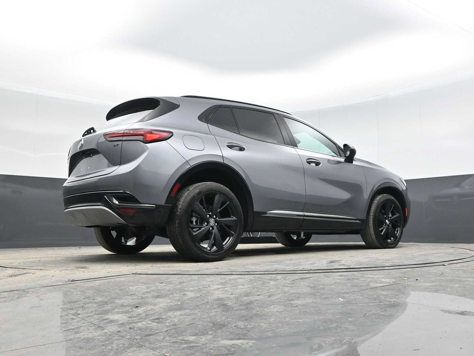Certified 2022 Buick Envision Preferred AWD/4WD image 57