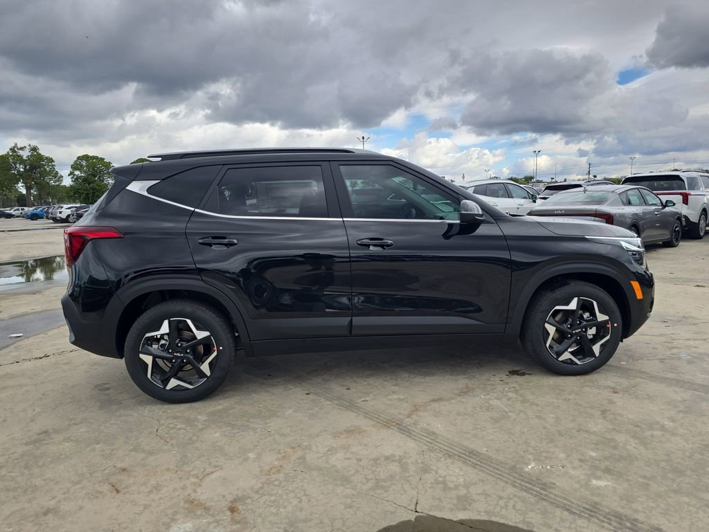 New 2026 Kia Seltos EX image 9