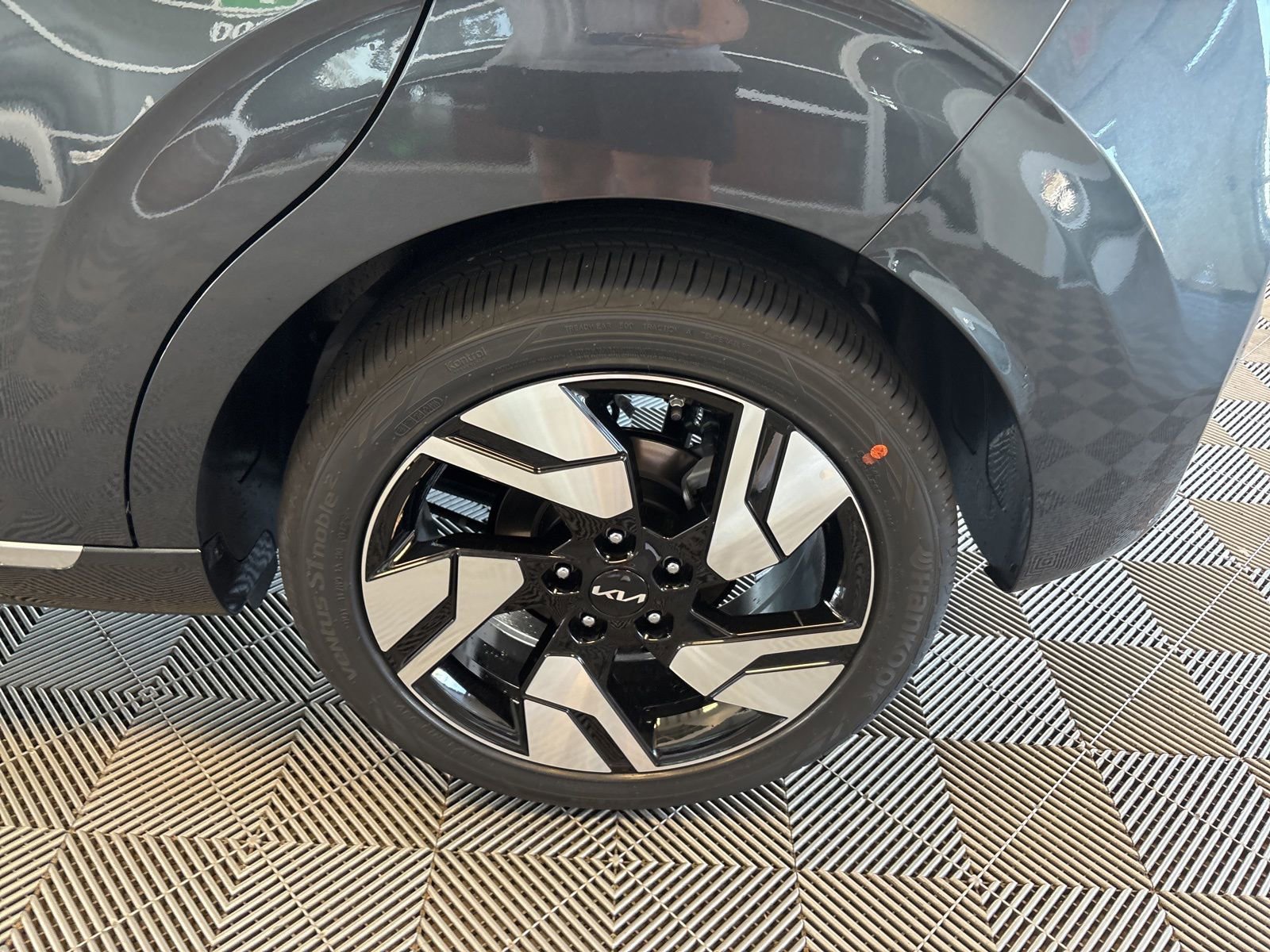 New 2025 Kia Soul GT-Line image 8