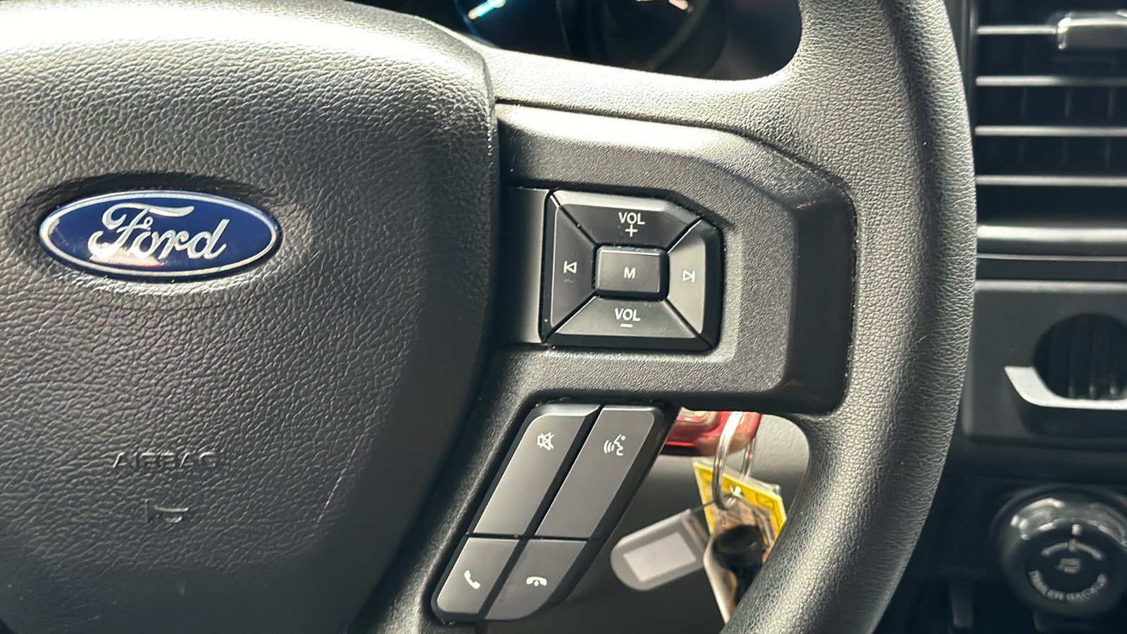 Used 2020 Ford F150 XL w/ Equipment Group 101A Mid RWD image 31