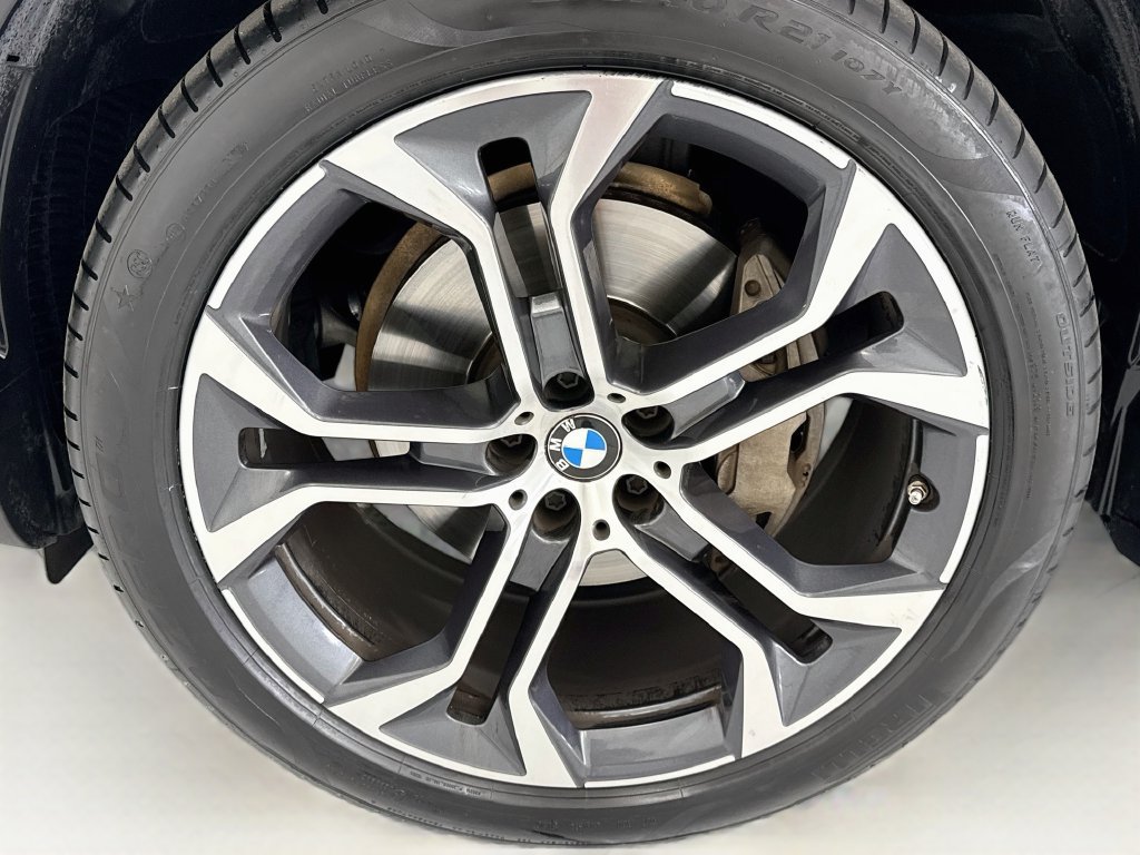 Certified 2025 BMW X5 sDrive40i RWD image 29
