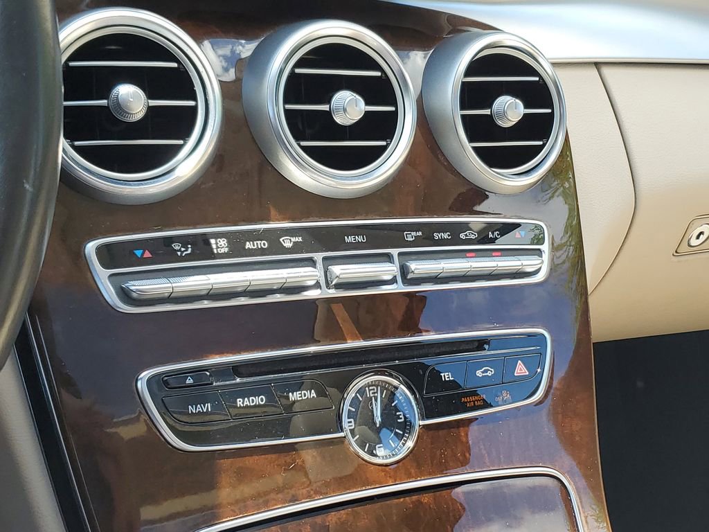 Used 2018 Mercedes-Benz C 300 Sedan w/ Premium Package image 28