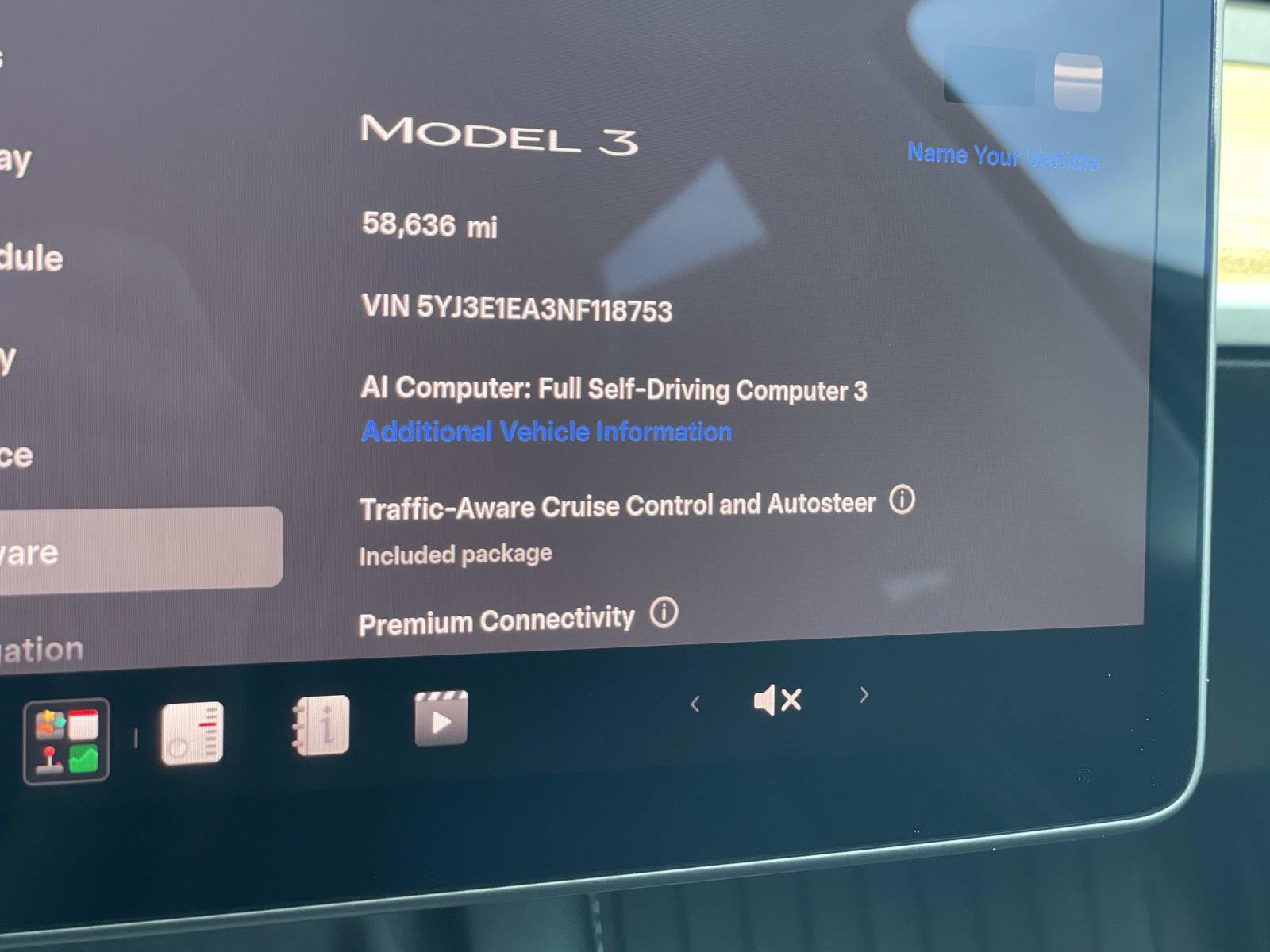 Used 2022 Tesla Model 3 RWD image 15