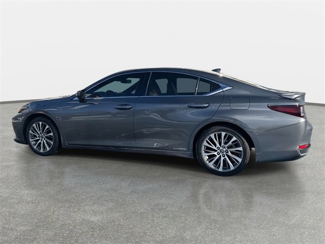 Used 2020 Lexus ES 300h w/ Premium Package image 3