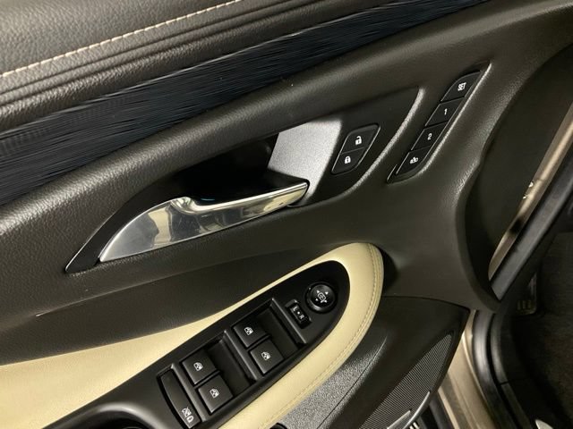 Used 2017 Buick Envision Premium AWD/4WD image 27