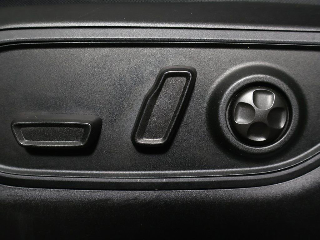 Used 2023 Jeep Grand Cherokee L Limited image 32