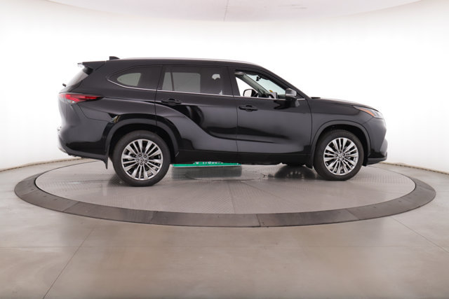 Used 2026 Toyota Highlander Platinum AWD/4WD image 6