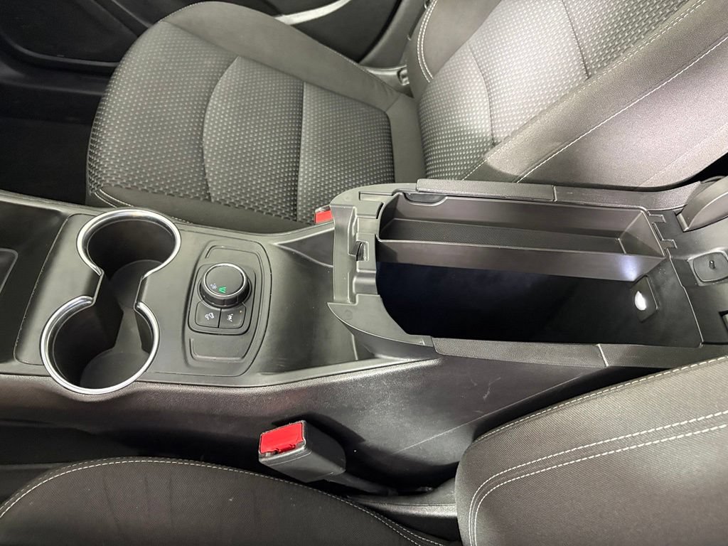 Used 2024 GMC Terrain SLE FWD image 30