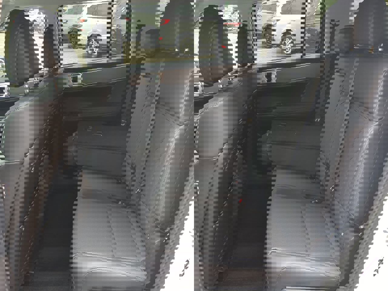 Used 2025 Hyundai Santa Fe SEL image 12