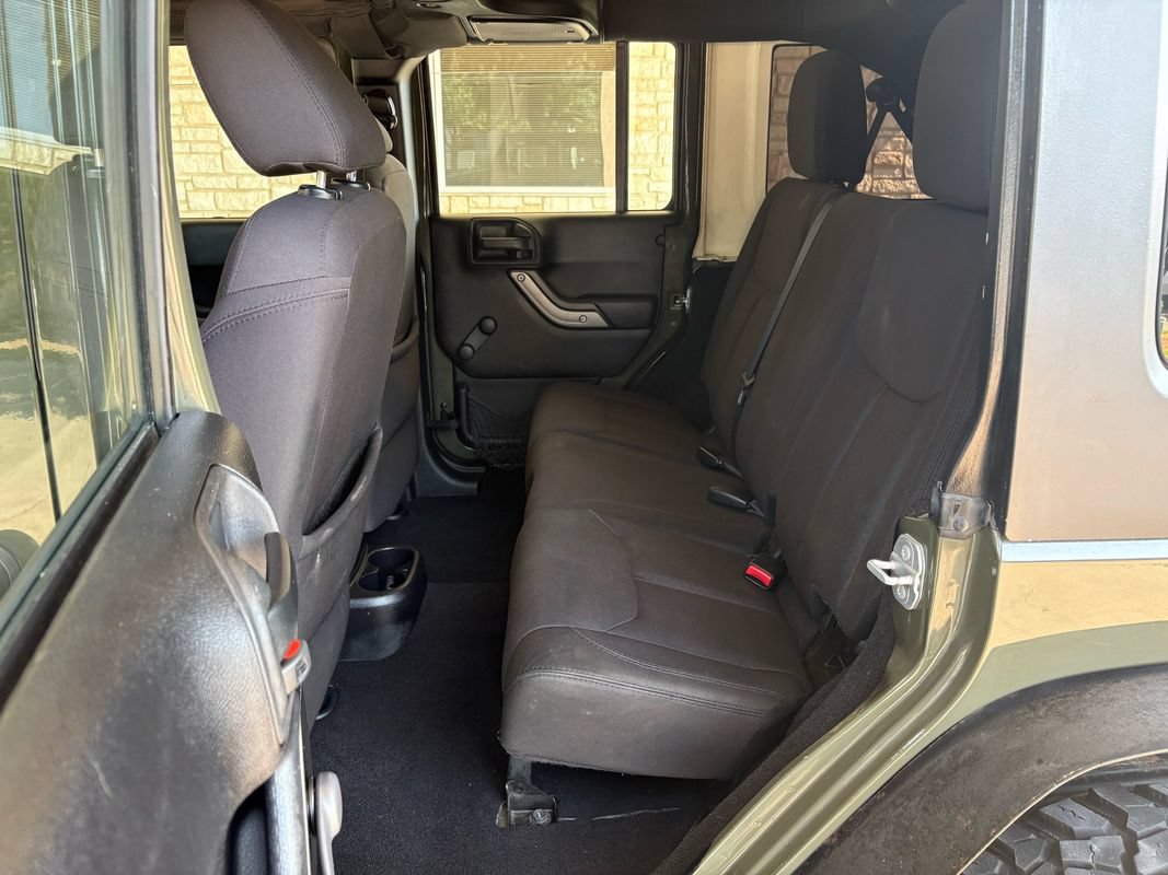 Used 2015 Jeep Wrangler Unlimited Sport AWD/4WD image 20