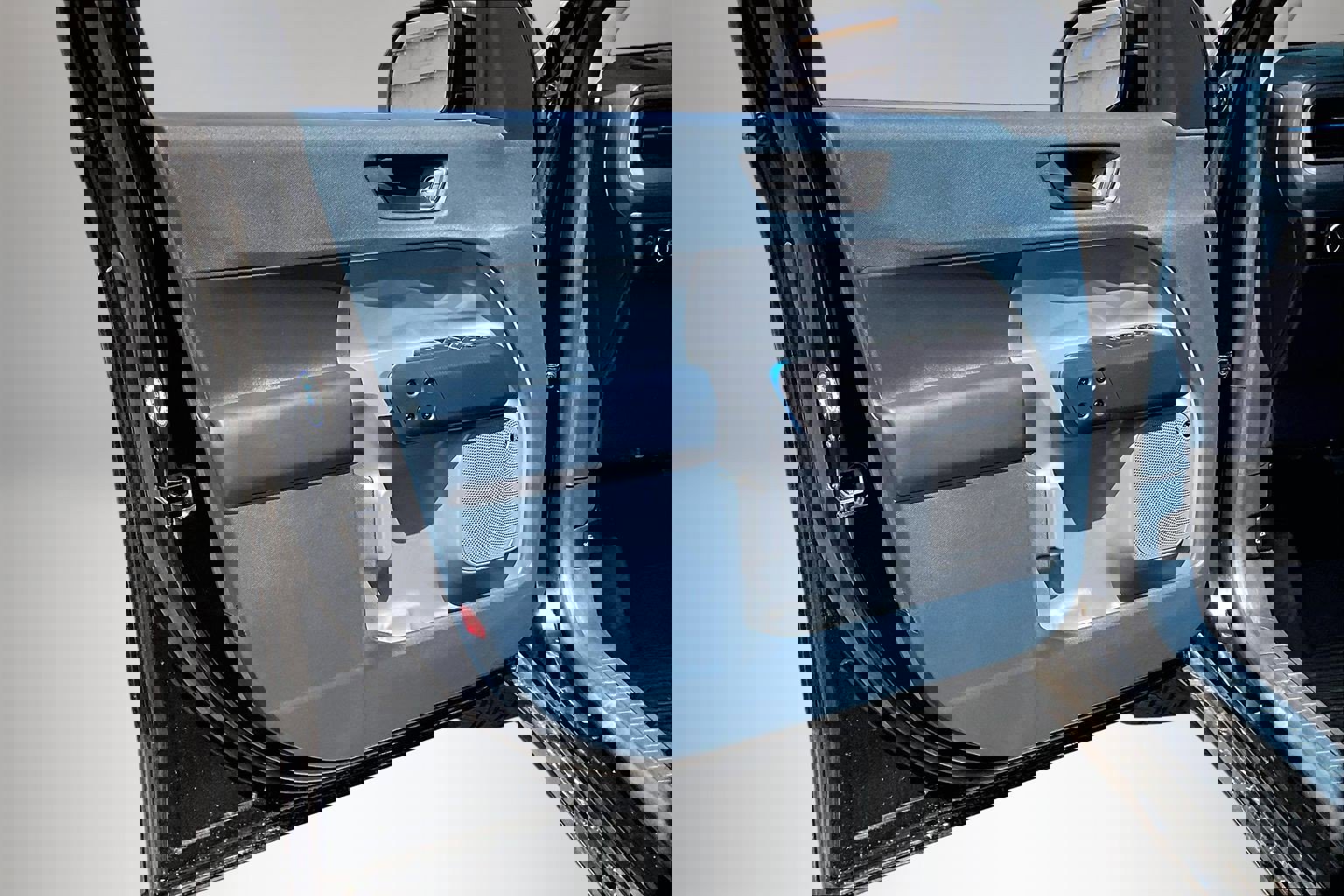 Used 2025 Ford Maverick Lobo AWD/4WD image 21