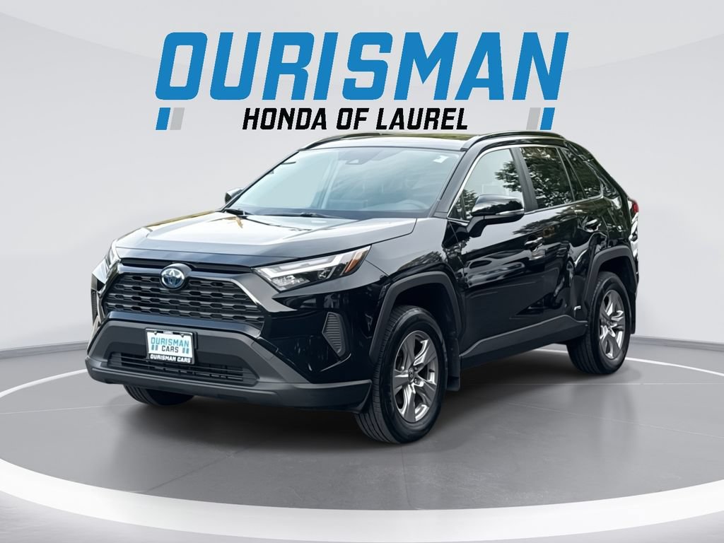 Used 2024 Toyota RAV4 XLE w/ Convenience Package AWD/4WD image 1